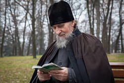 “Берешь четочки и читаешь”. Памяти архимандрита Никиты (Пронина)